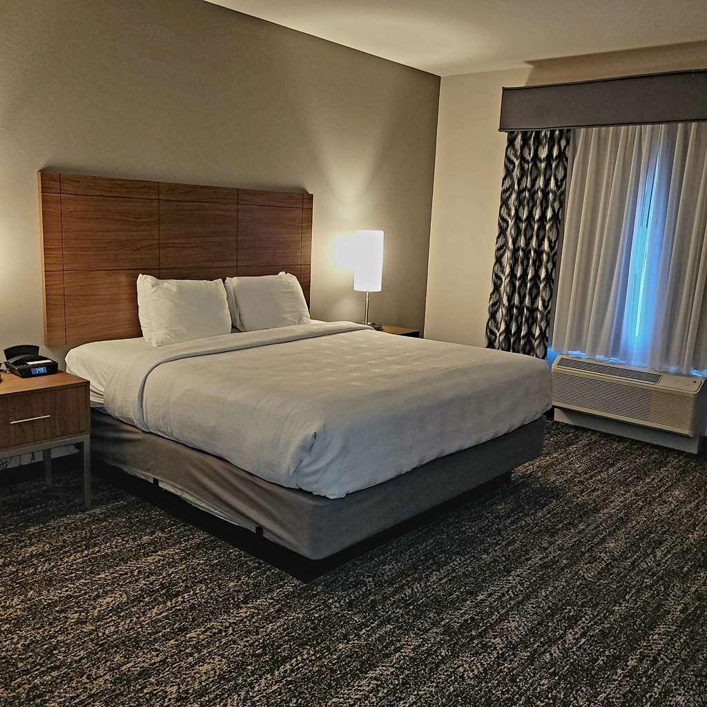 Best Western Plus Desert View Inn&Suites Cathedral City Zimmer foto